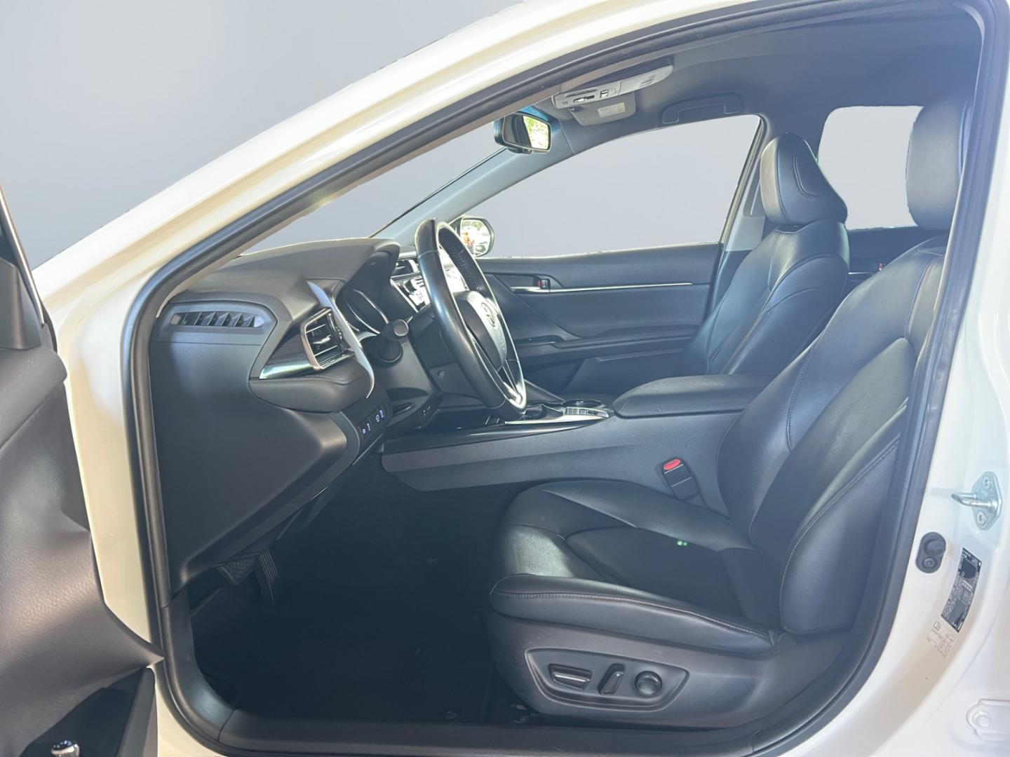 Toyota Camry Hybrid Business Edition *LED*el. Sitze*CAM
