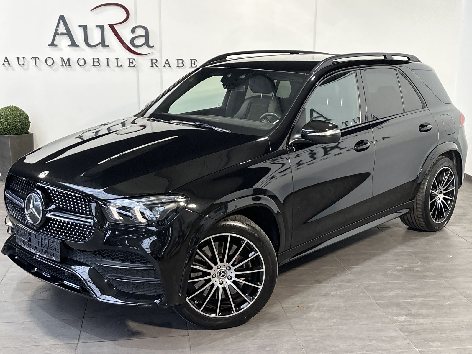 Fahrzeugabbildung Mercedes-Benz GLE 350de 4M AMG-Line NAV+LED+WIDE+AHK+360°+21ZO