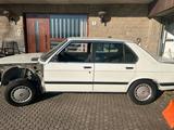 BMW e28 518i ohne Antriebsstrang - BMW 518: 518i