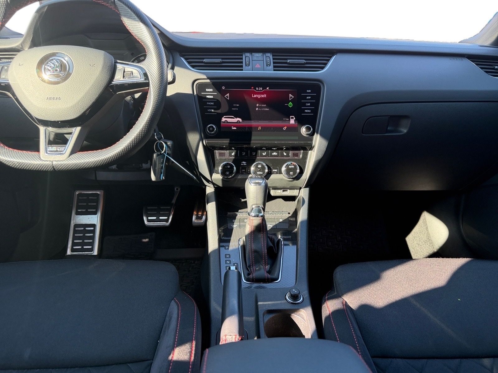 Skoda Octavia Combi RS AHK Black Design Kamera foto 12