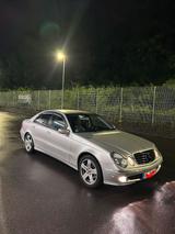 Mercedes-Benz E200 Kompressor mit Gas-Anlage (LPG) - Mercedes-Benz E 200 mit LPG-Antrieb