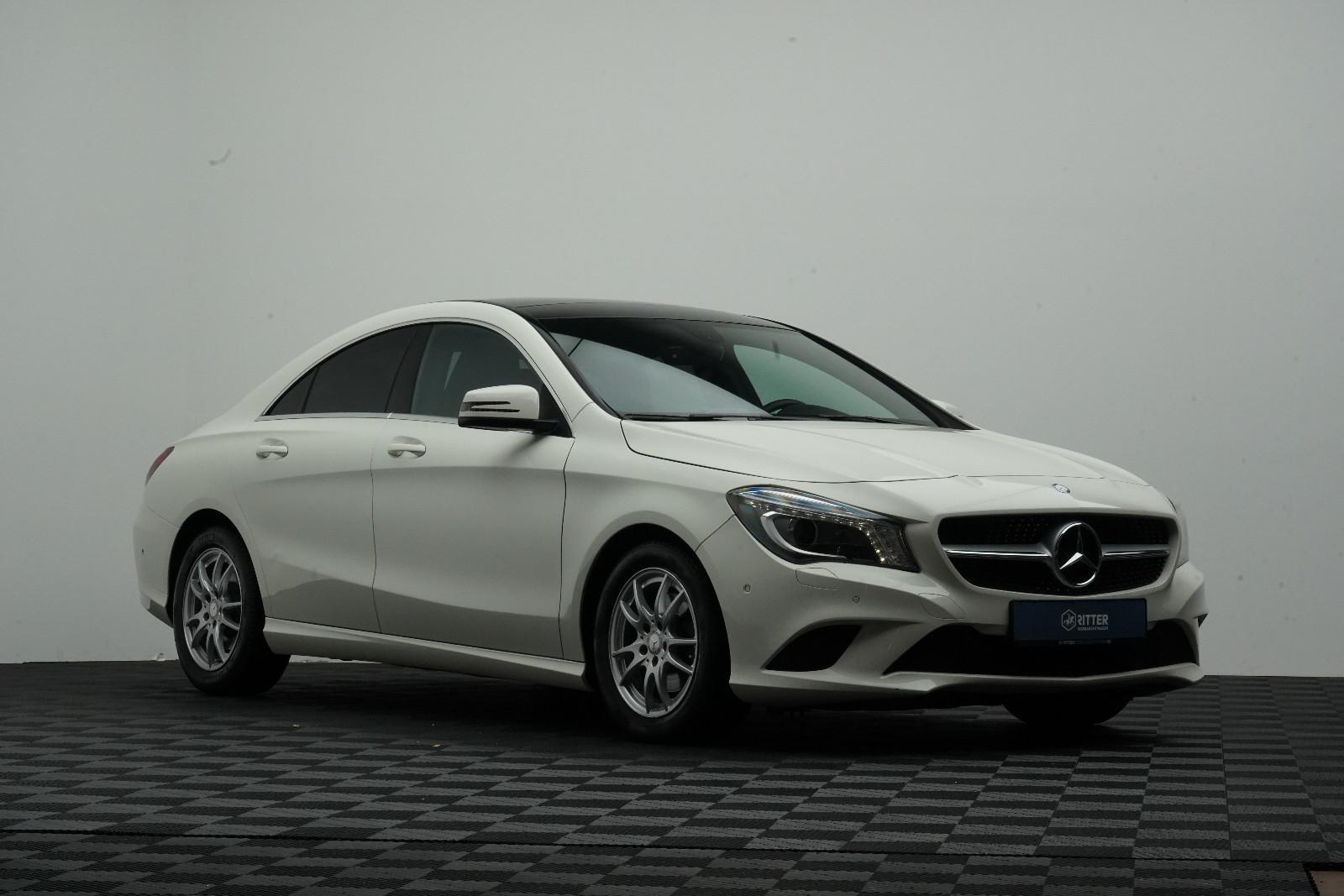 Mercedes-Benz CLA 180 Urban Bi-Xenon PANO NAVI SHZ ParkAss.