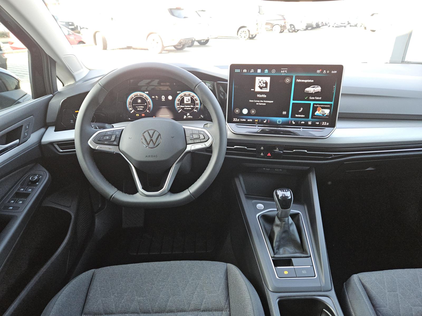 Volkswagen Golf 8 Life 4-türig 1.5 TSi Kamera Parkassist, миниатюра 12