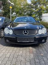 Mercedes-Benz Clk Cabrio 200 - Mercedes-Benz 200 in Duisburg