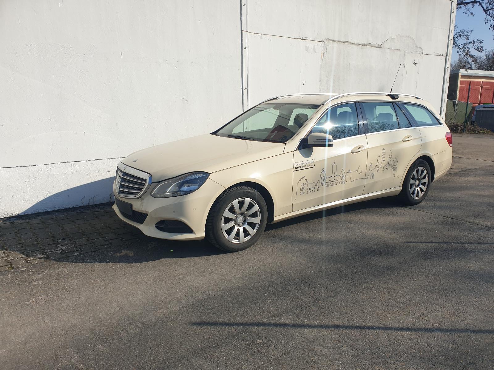 Mercedes-Benz E 200 E T-Modell E 200 BlueTec