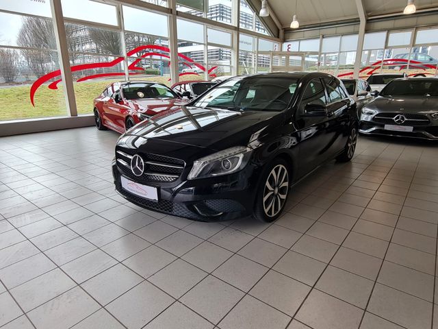 Mercedes-Benz A 180 BlueEfficiency 2Style Pano