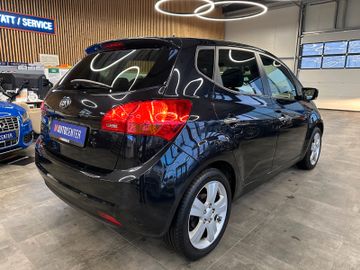 Kia Venga Platinum Edition