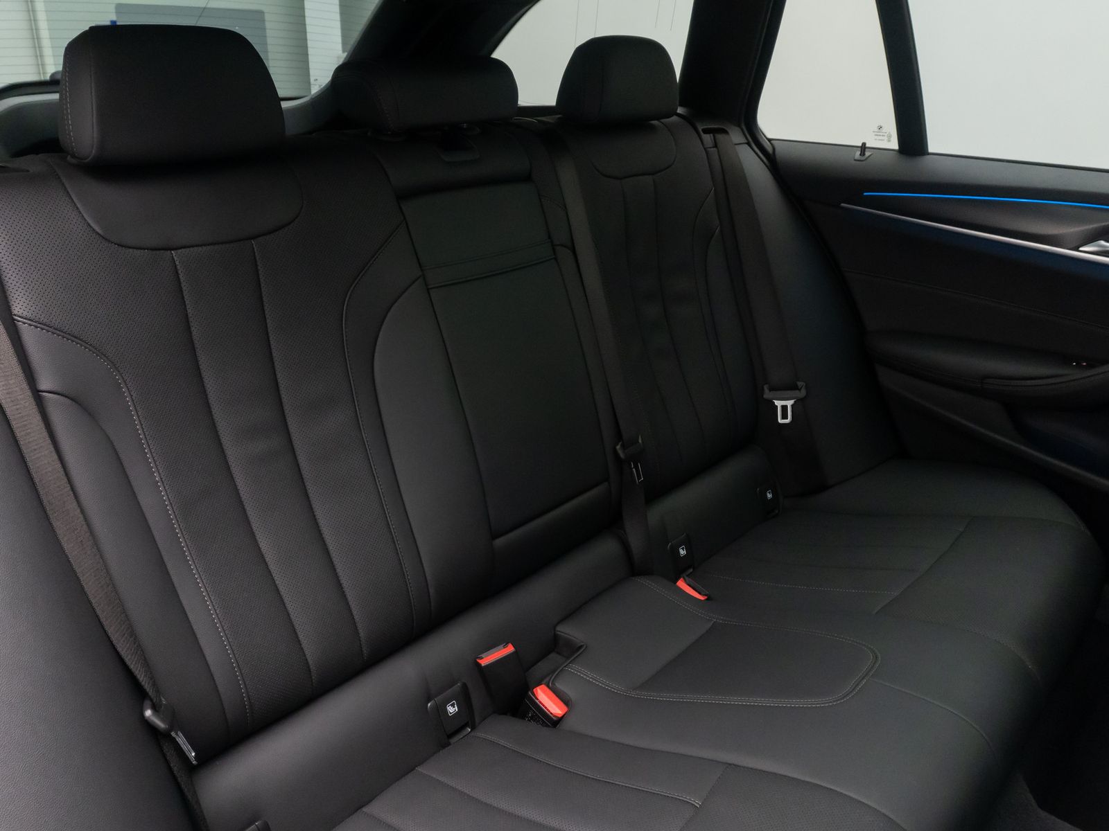 Fahrzeugabbildung BMW 530e xD M Sport DAB Kamera 4Klima Alarm Panorama