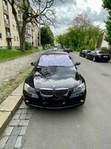 BMW  325, E-90 - BMW 325 in Dresden