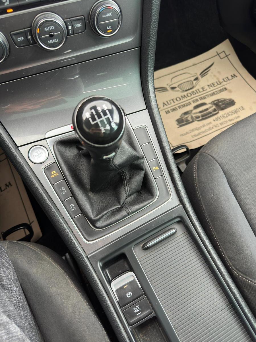 Volkswagen Golf 2015 — photo 18