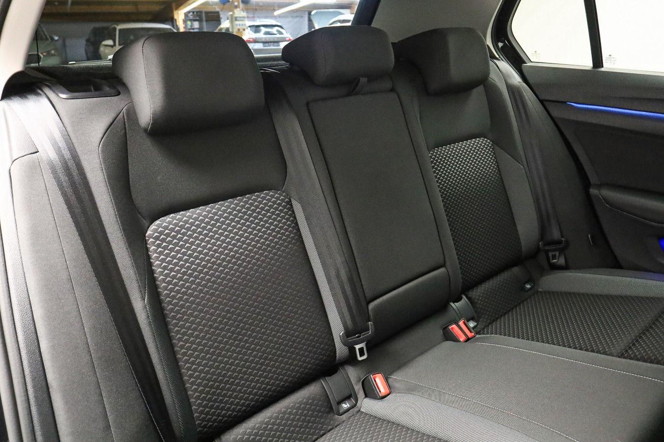 Volkswagen Golf VIII 1.5 TSI ACTIVE*IQ.LIGHT*STHZG*PDC*SHZ*, миниатюра 22