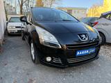 Peugeot 5008 1.6 Family 155 THP*2.Hand*PDC*Top* - Peugeot 5008 aus 2013
