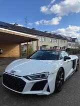 Audi R8 V10 Spyder Vollcarbon Keramikbremsen qua - Audi R8 in Köln