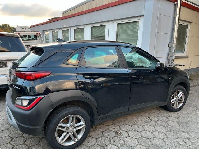 Hyundai Kona Select Mild-Hybrid 2WD