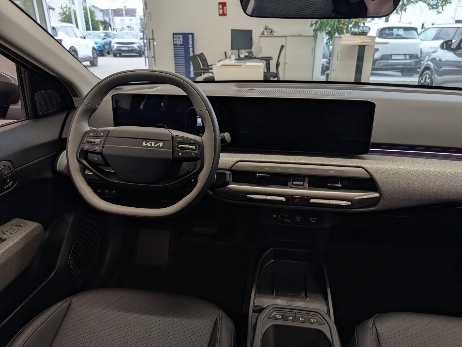 KIA EV4  81.4-kWh FWD Earth Upgrade Sound Design – Bild 14