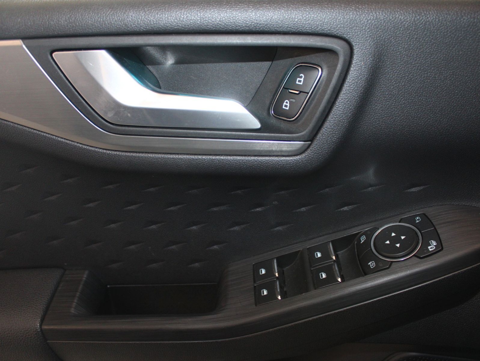 Fahrzeugabbildung Ford Kuga PHEV Titanium Aut. el.Heckklappe WinterPak.