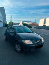 Fiat Punto 1.2 Benzin Tuv 04/28 Klimaanlage - Fiat Punto aus 2004: 1.2