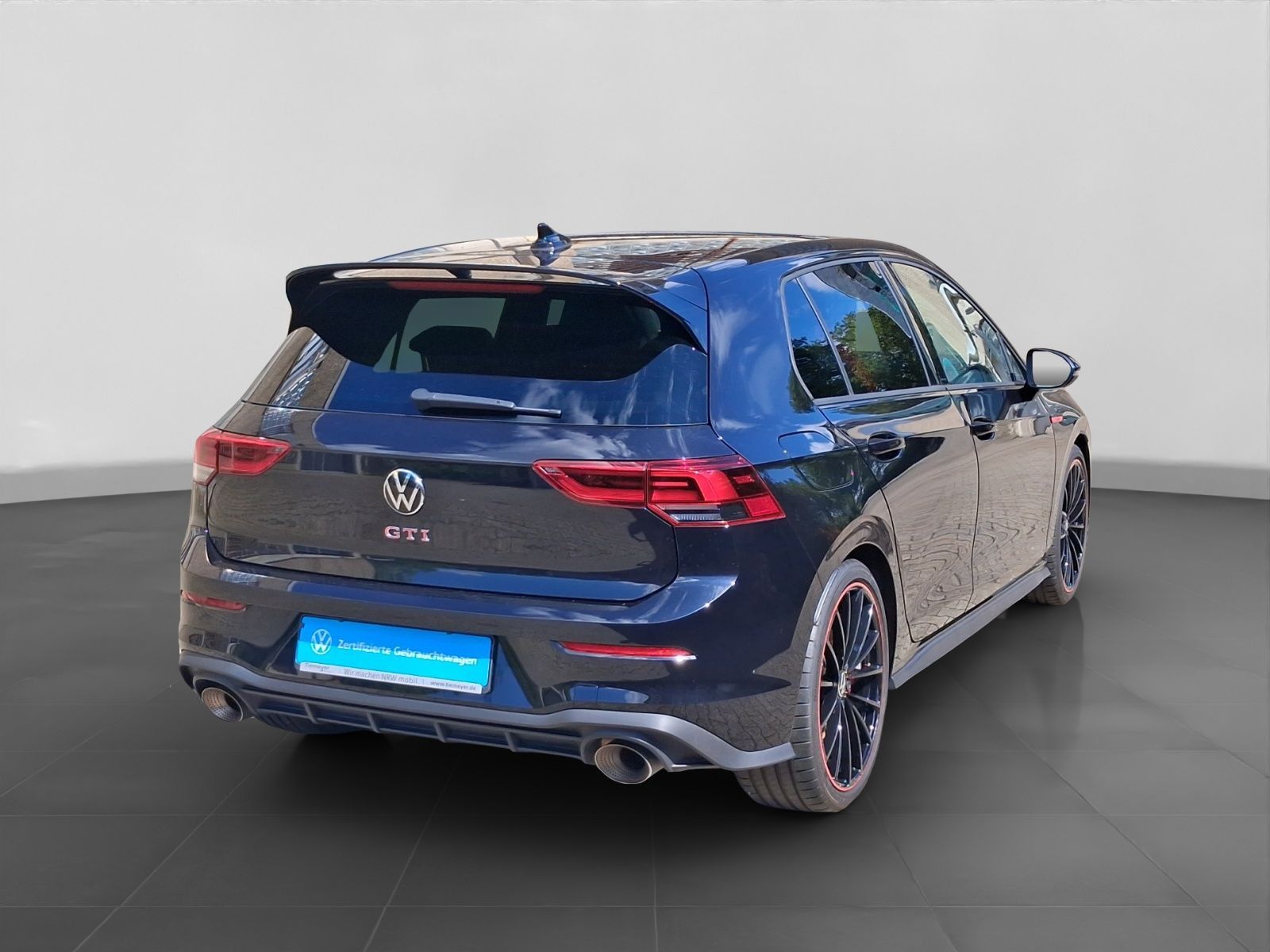 Volkswagen Golf GTI CLUBSPORT LM19 PANO AKRAPOVIC R-PERFORM foto 3
