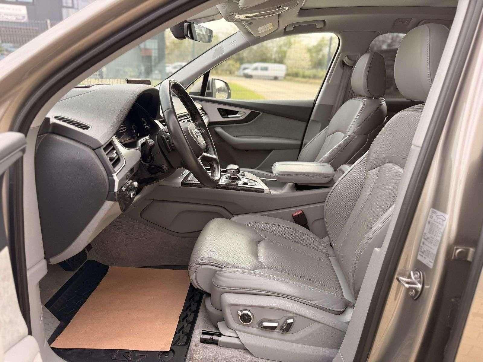 Audi Q7 3.0 TDI quattro S-line/Pano/HuD/Ahk/Nachtsich