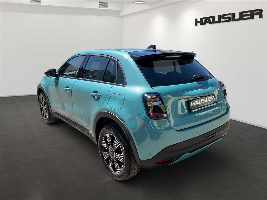 Fiat 600 MHybrid Icon PDC LED Kamera Sitzheizung CarP