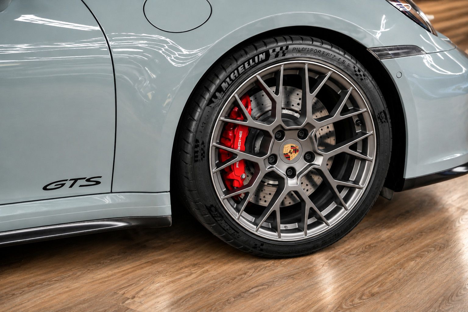 Fahrzeugabbildung Porsche 992Targa 4 GTS *Chrono*Carbon*MATRIX-HD*BOSE