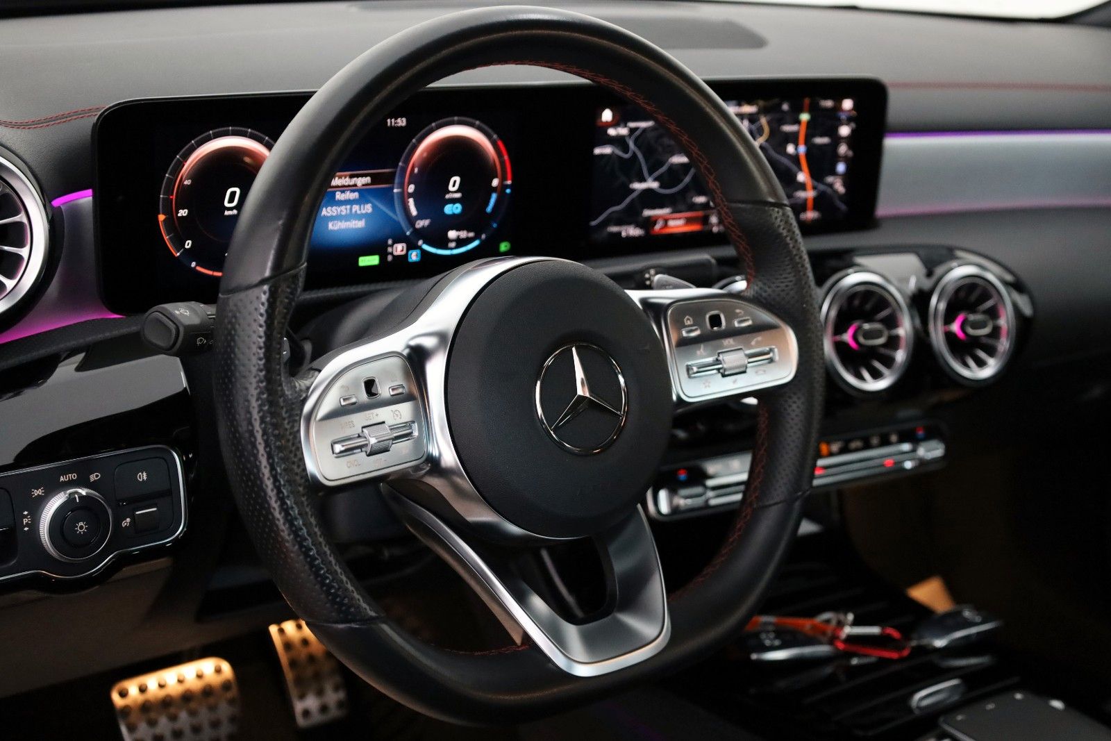 Fahrzeugabbildung Mercedes-Benz CLA 250 e SB,AMG-line,T.Leder,Navi,LED,SH,Kamera