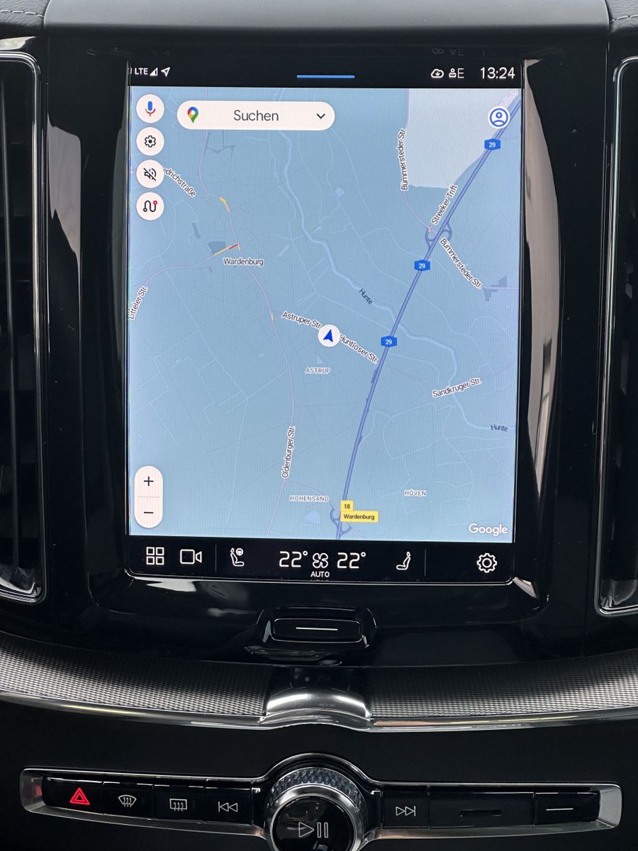 Fahrzeugabbildung Volvo XC60 T8 AWD Ultimate Dark NAV+LED+360°+PANO+HUD