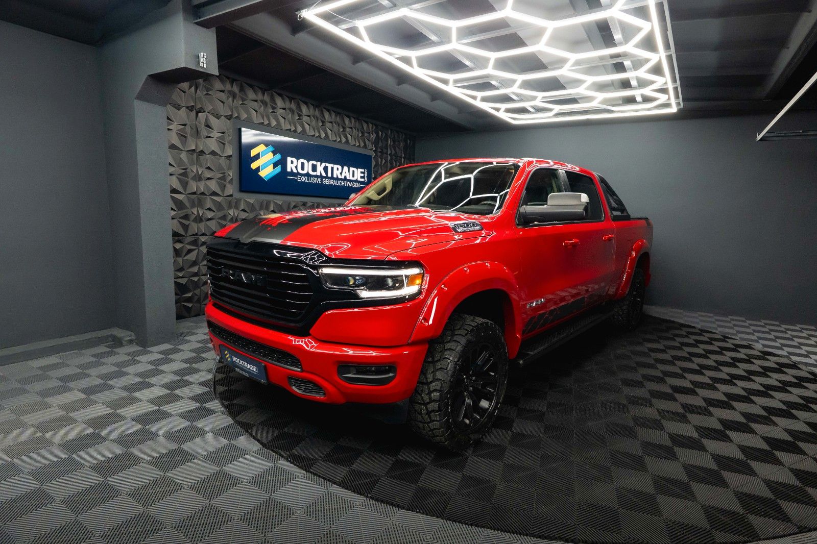 Fahrzeugabbildung Dodge RAM 5.7 V8 HEMI 4x4 RED DEVIL LONGBED Offroad