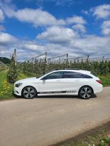Mercedes-Benz 200 CLA Shooting Brake PANO-Dach, Night Paket - Mercedes-Benz 200: Cl