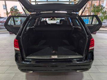 Mercedes-Benz E 220 E -Klasse T-Modell GEWERBEEXPORT