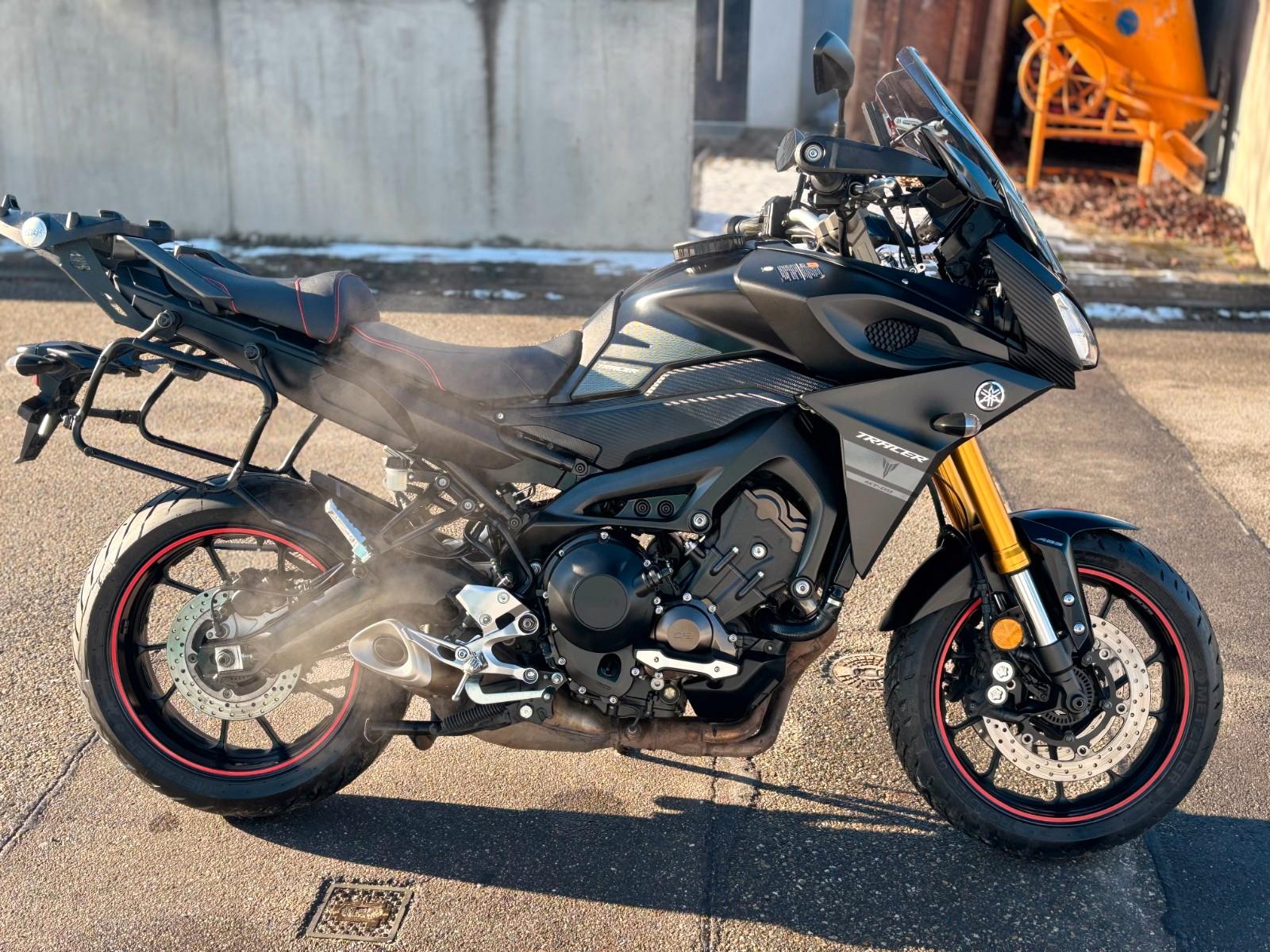 Yamaha MT-09 Tracer /Tracer 900 *1.Hand + Topzustand*