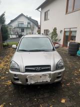Hyundai TUCSON 2.0 GLS 2WD GLS, AHK, 8-fach - gebrauchte Hyundai TUCSON aus dem Jahr 2008