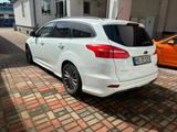 Ford Focus 1,0 EcoBoost 125 PS ST-Line Turnier  - Ford Focus: ST Ps