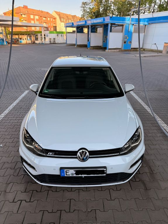 Image of Volkswagen Golf