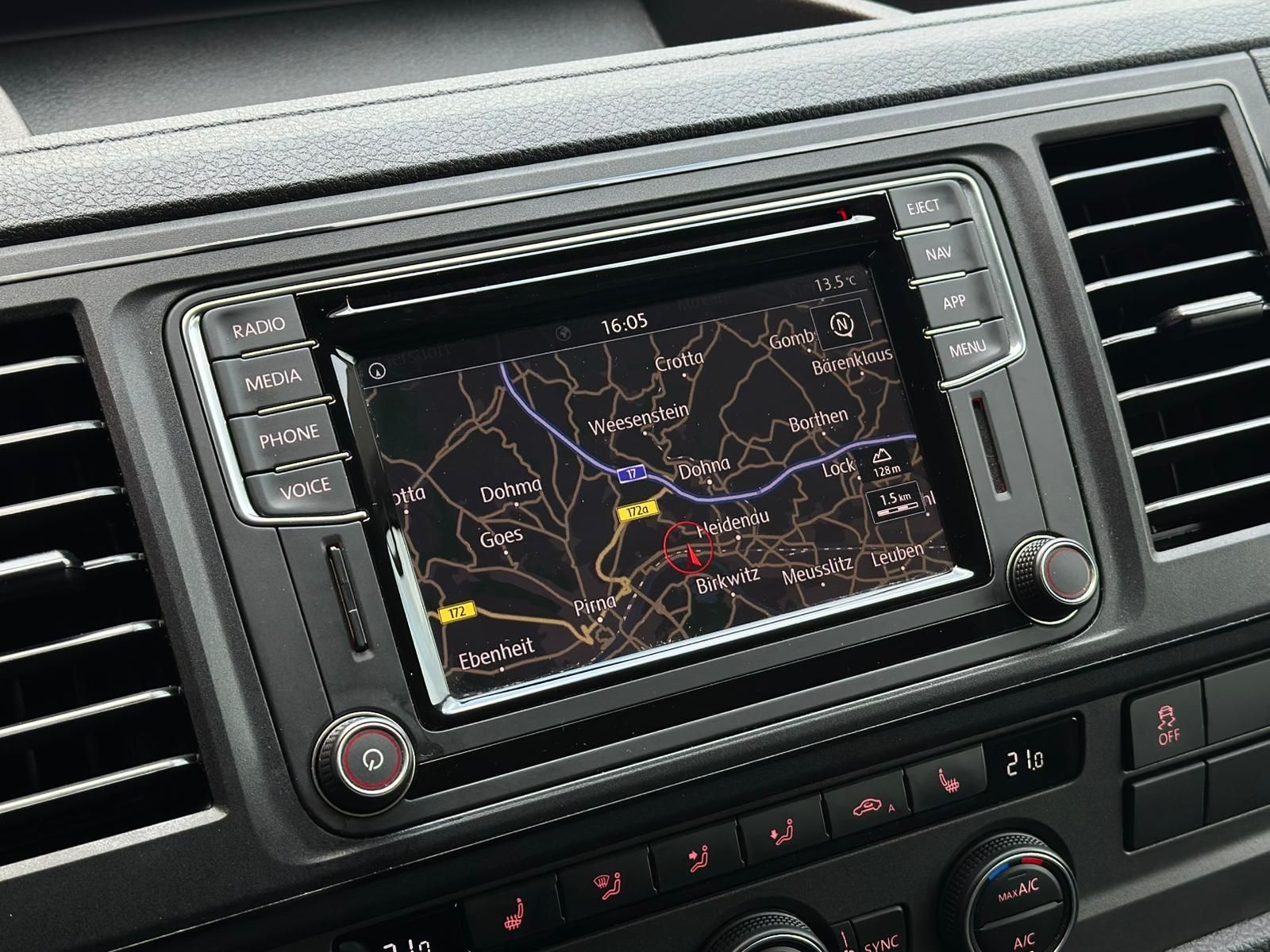 VW T6 Multivan 2.0TDI *150PS#LED#CAM#SHZ#NAVI#AHK - Image 12