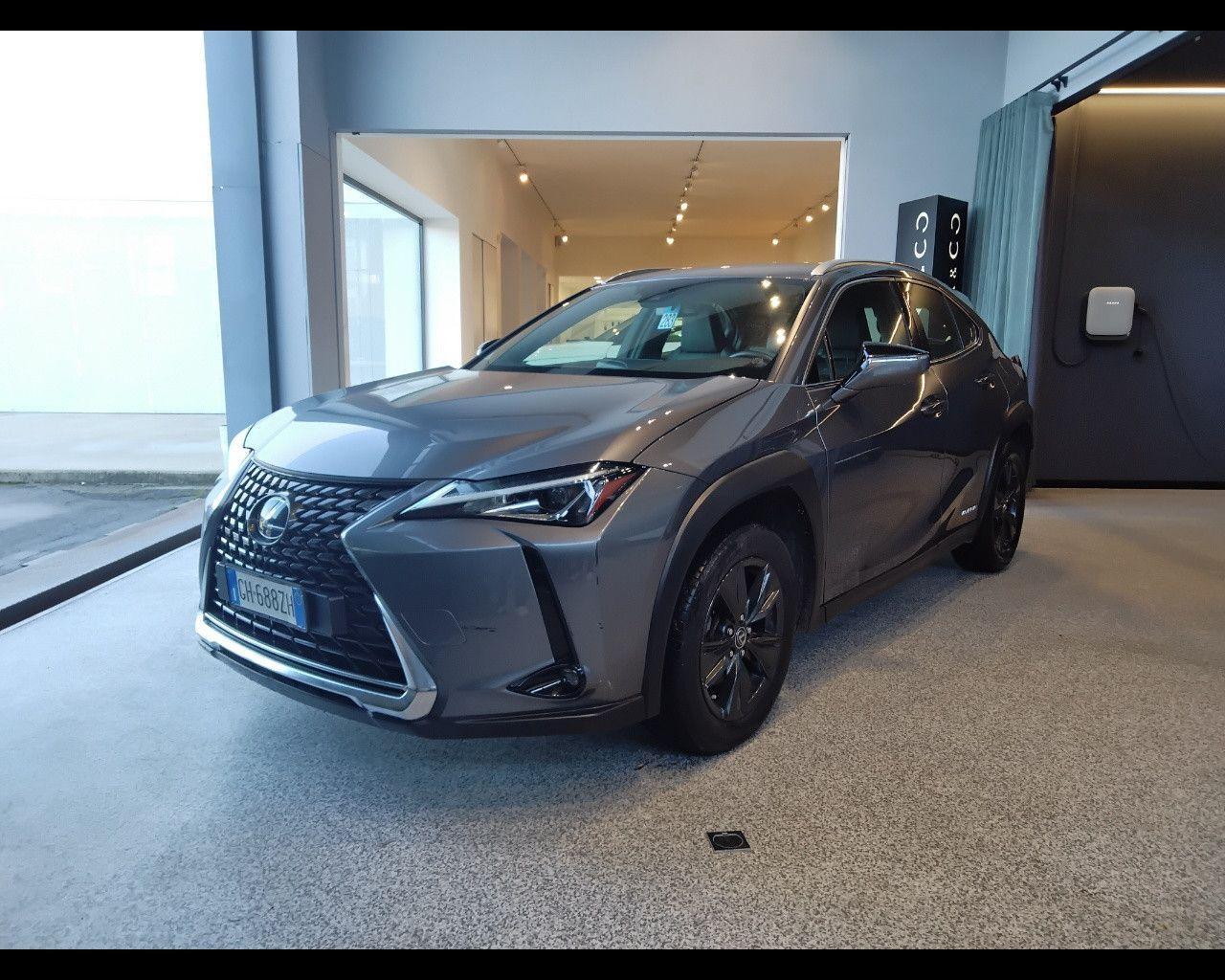 Lexus Andere