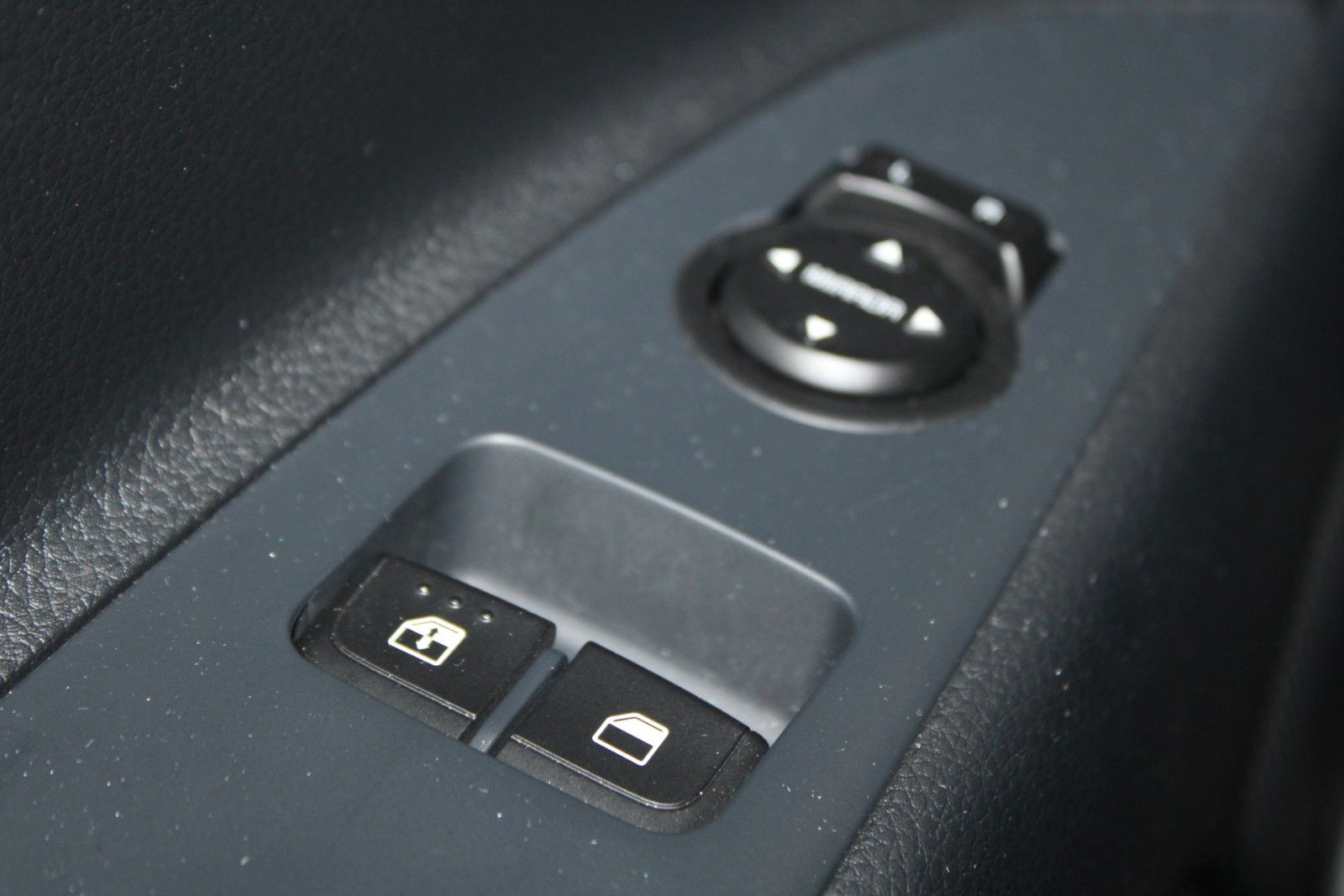 Fahrzeugabbildung Kia Stonic KLIMA NAVI Kamera PDC DAB usw. 1.Hand