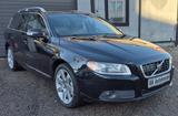 Volvo V70 D5 AWD Momentum Aut Leder AHK ASS - Volvo V70 Awd mit Diesel-Antrieb