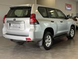 Toyota Land Cruiser 2.8 D-4D Automatik/Navi/PDC - Toyota Land Cruiser: Geländewagen