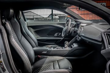 Fahrzeugabbildung Audi R8 Coupe quattro performance|CARBON|KERAMIK|FULL