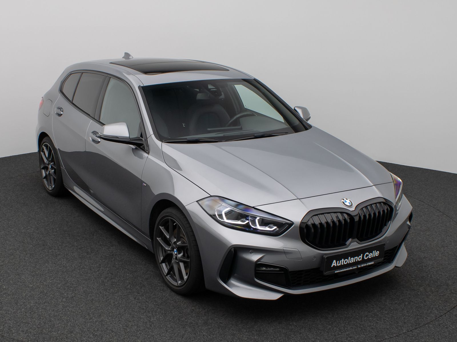 Fahrzeugabbildung BMW 120i M Sport Panorama DAB HiFi Fernlichta 18Zoll
