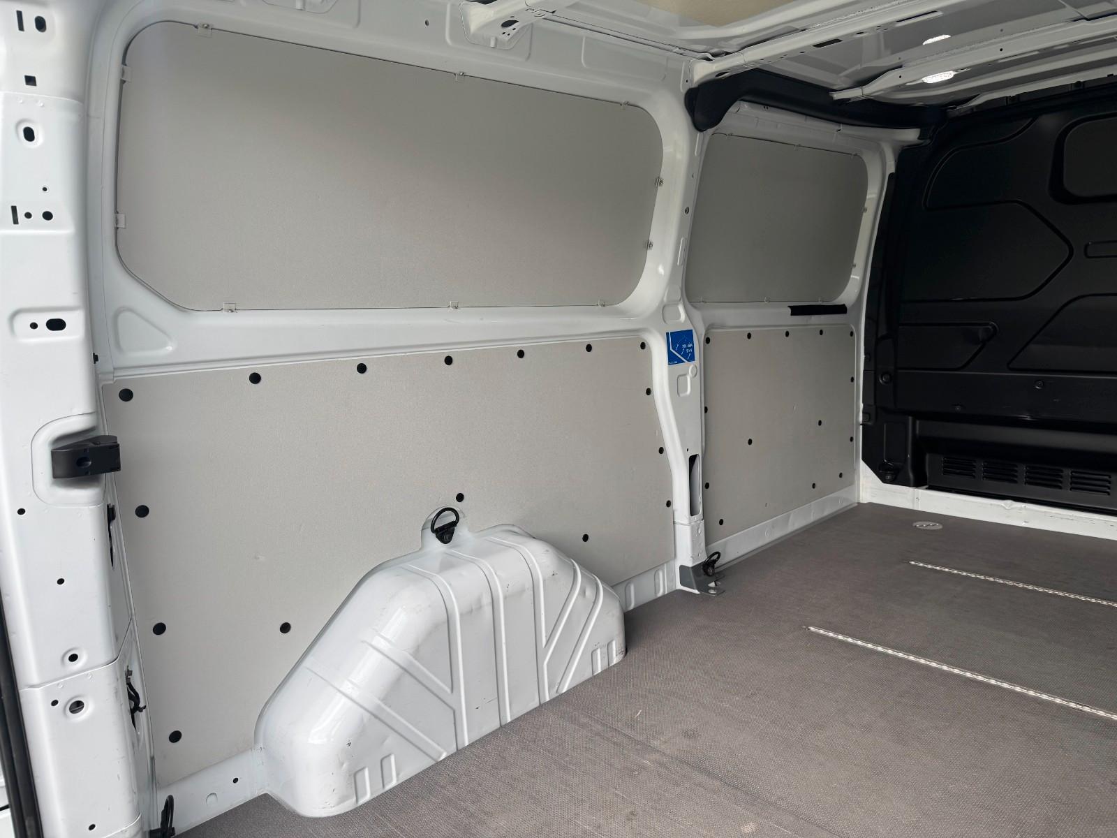 Ford Transit Custom 300 L2 Trend 2,0 TDCi | GARANTIE