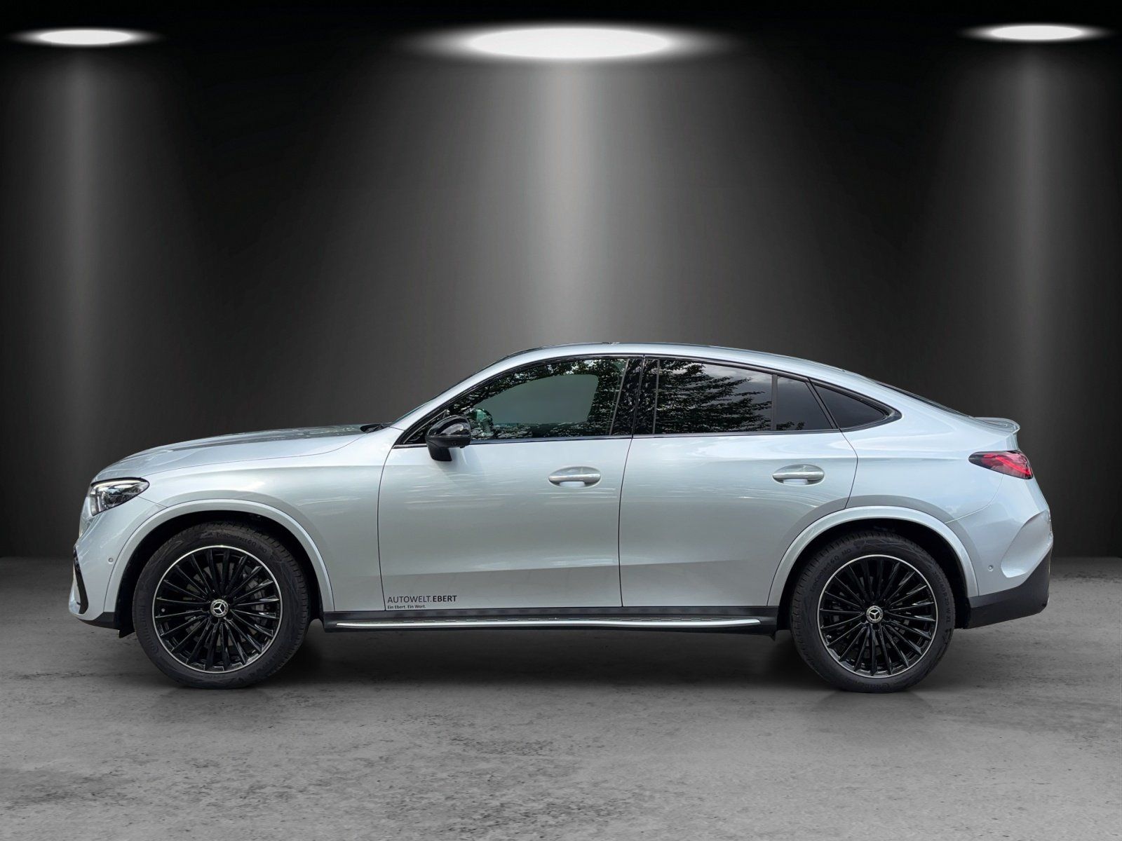 Fahrzeugabbildung Mercedes-Benz GLC 300 d 4M Coupé AMG Pano AHK Burme KEYGO 360