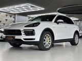 Porsche Cayenne 3.0 E-Hybrid SportChrono/LANE/SIDE/SOUND - Porsche Cayenne: Weiß