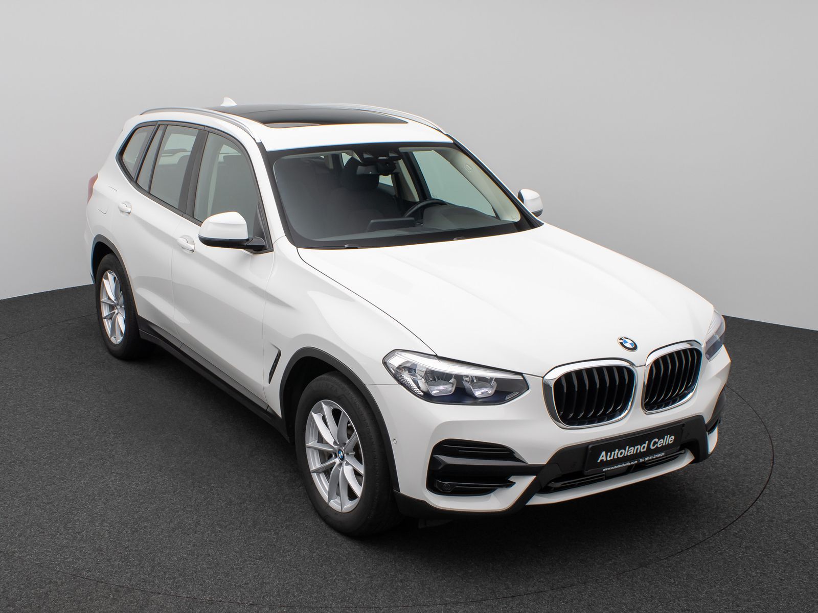 Fahrzeugabbildung BMW X3 xD30e Panorama Kamera DAB HiFi WLAN Stop&Go