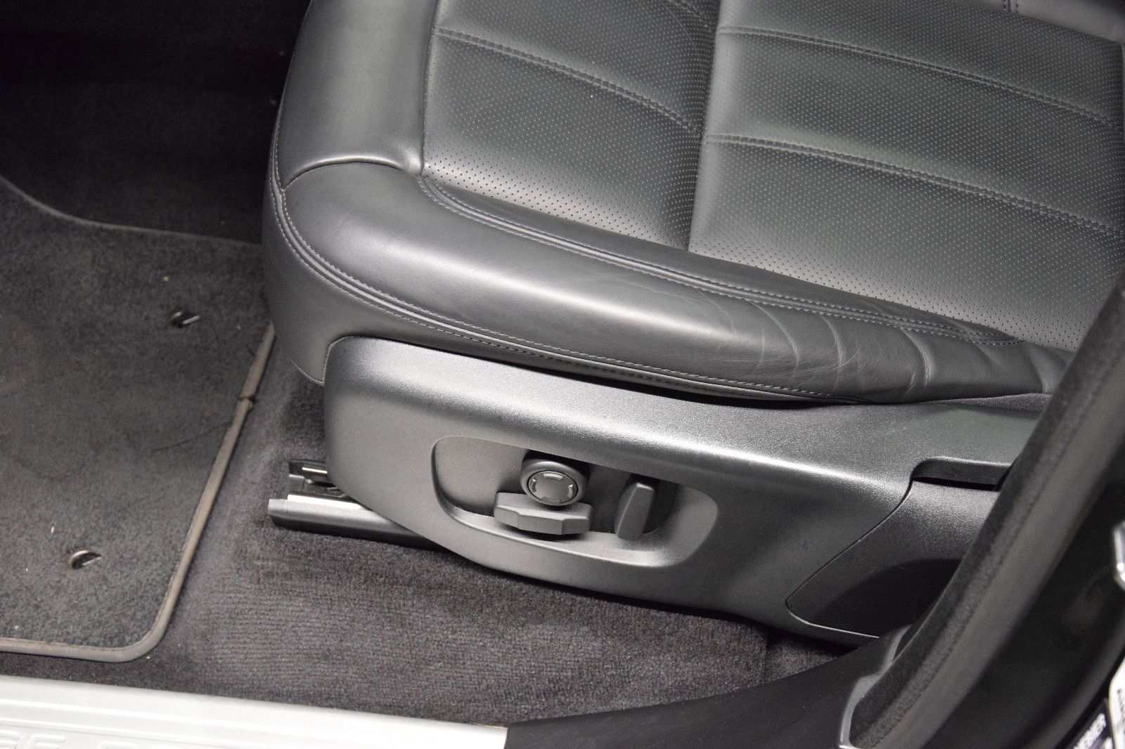 Fahrzeugabbildung Land Rover Range Rover Sport HSE Hybrid Pano HuD Ambi Merid