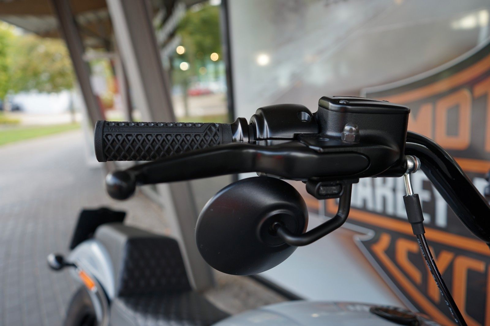 Fahrzeugabbildung Harley-Davidson Softail Street Bob FXBB CLUBSTYLE