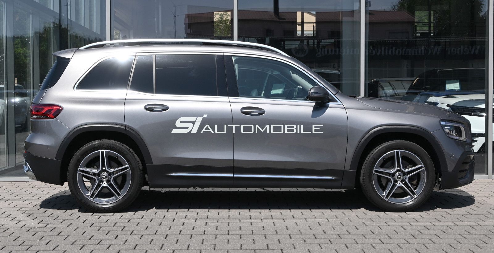 Fahrzeugabbildung Mercedes-Benz GLB 220 d 4M AMG °UVP 68.730€°ACC°AHK°PANO°STHZG