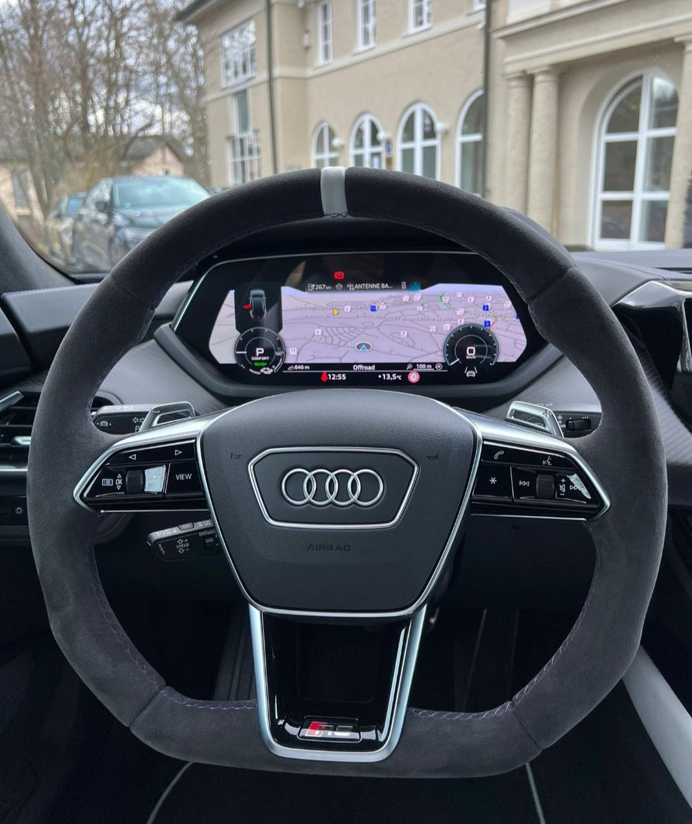 Audi ICE RACE EDITION 1/99!! UPE 204.500-GARA 01/2029