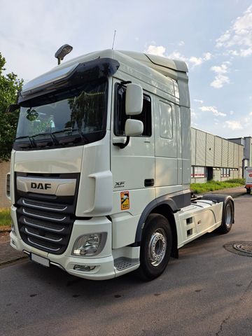 DAF XF460